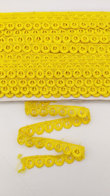 9 Yards Yellow Embroidery Polyester Lace Trim, Approx. 18mm Wide, Fringe Trim